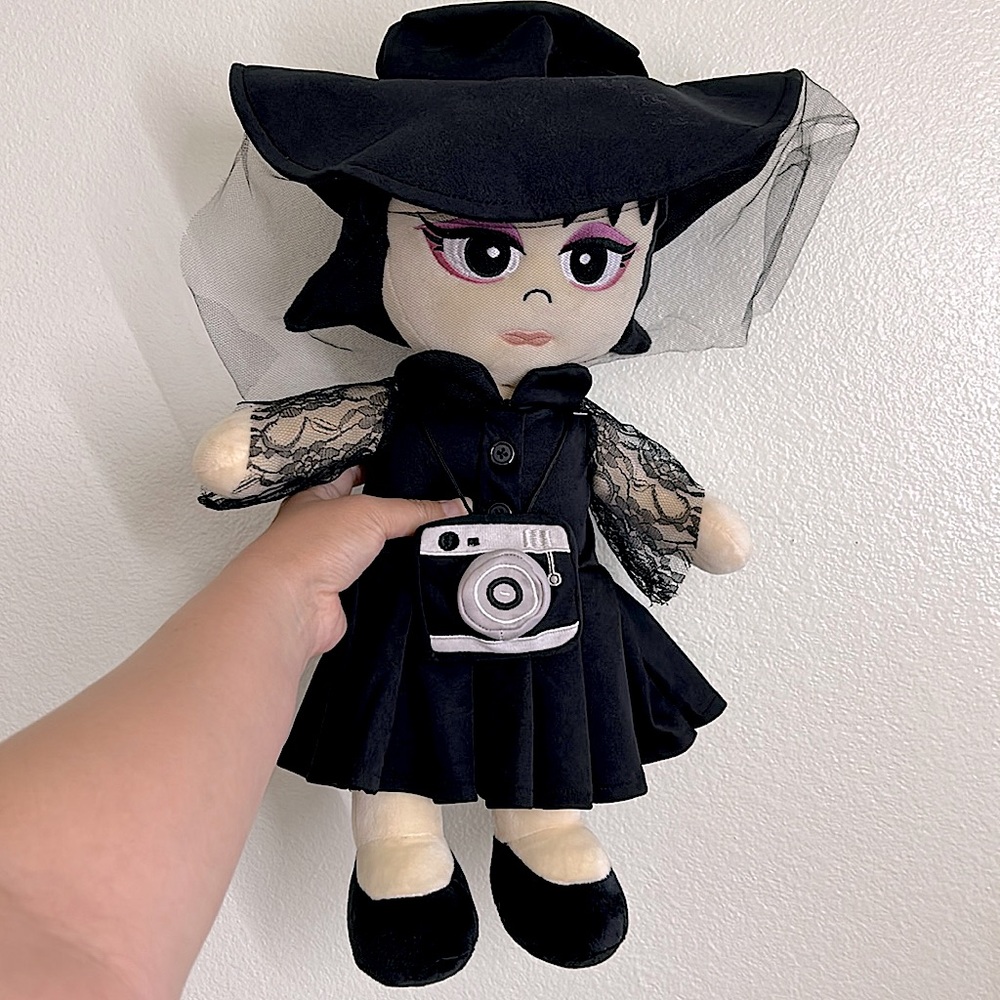 🖤NWOT💕Happy Halloween Beetlejuice adorable plushy Lydia Deets